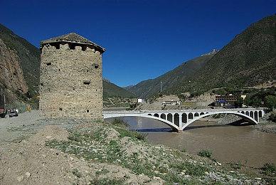 你真没见过黑手党嗷！游戏七日薄：《四海兄弟：故乡》领衔