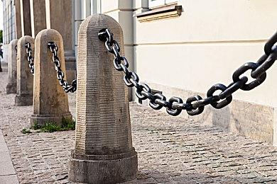 90后美术生辞职做的像素种田游戏 现能Steam免费玩